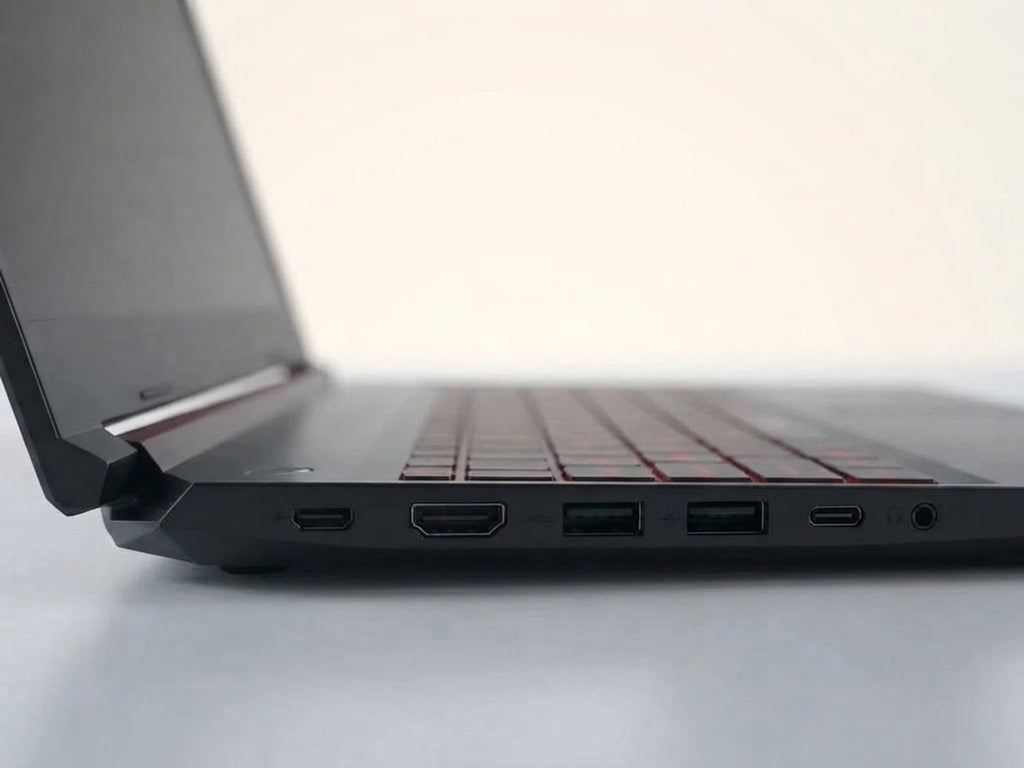 Portatil gamer MSI Core i5 RTX 3050, vista 4